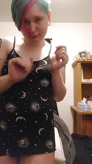 Want to see me bounce on it? Shake my titties! 😜 DM the word 