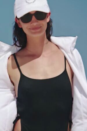 Lily Mo Sheen