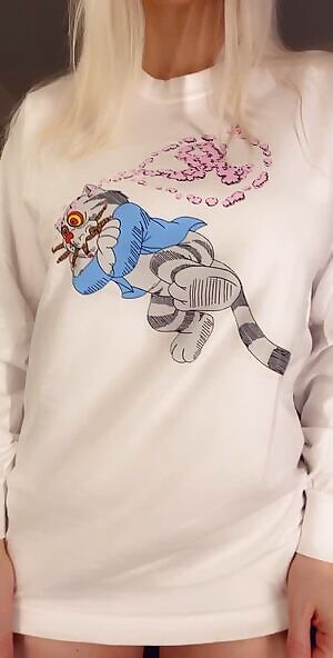 Cat hides them well.