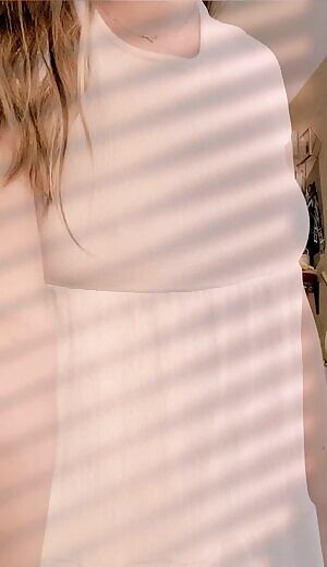 back when I was way too afraid to show my face on here 🙈 crazy how confident showing your boobs online really makes you!