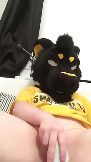 finishing off the holiday season with a hot load 🦁