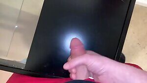 At work but daydreaming about dropping a hot one 😫