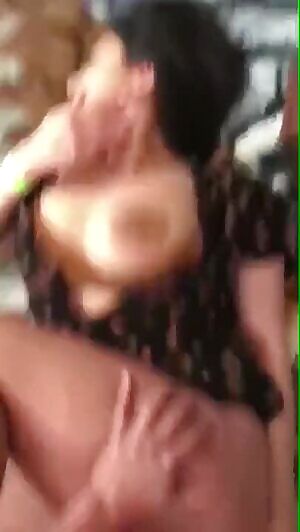 PAKI HIGH CLASS BIG BOOBS WOMAN HAVING SEX IN HOTEL