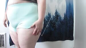 This is as good a time as any to do a little worshiping~ - New video out today!