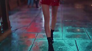 Cara Delevingne looks like a prostitute.