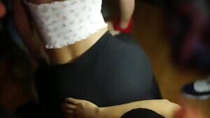 Big Booty Girls Grinding