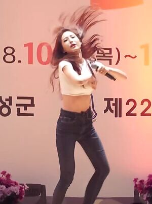 Ex-Produce 101 - Kang Siwon - 181011 - red