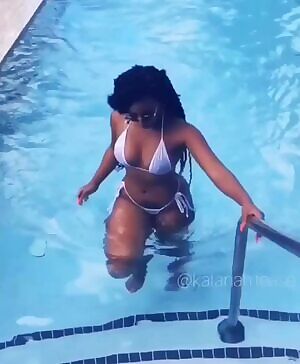 Summertime vibes 💦☀️