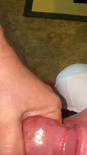 Who doesn’t suck cock while caged?