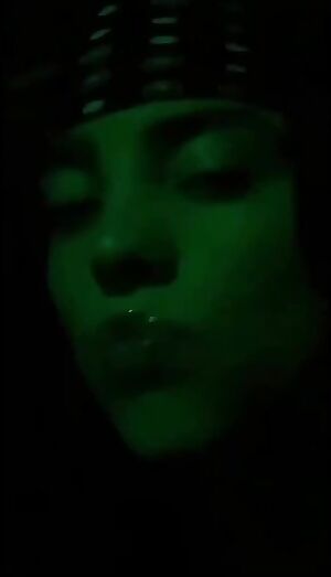 Billie Eilish's got some Grade A dick sucking lips