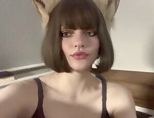 More of this tasty kitty cat 😏