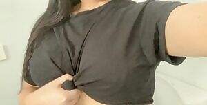 Dropping my big tits again 😍