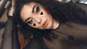 Slutty Witchy-Ass BBW LIVE in 30 minutes