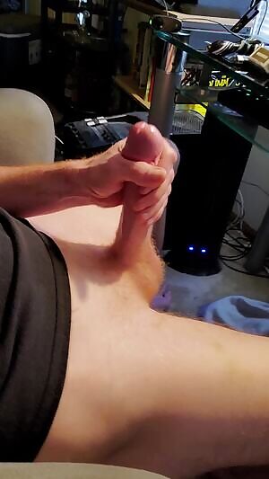 Cumming on cam with 45 people watching
