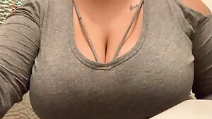 huge titty drop 💦😛💕