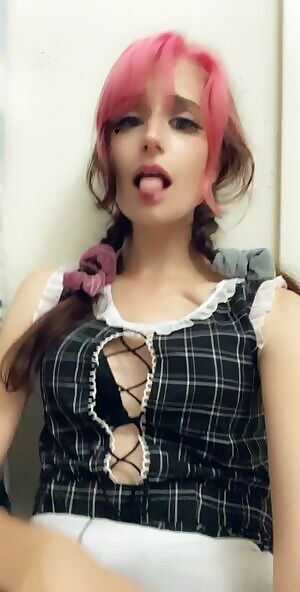 Ty for all the love! Here is the vid of me touching myself