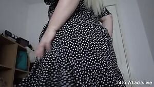 Busty Blonde American Offering Pay2play Camshows