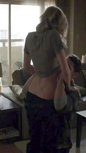 Diane Kruger ASS GRAB in 'The Bridge' S2E1