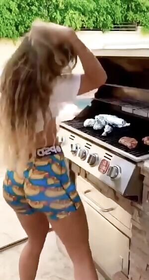 Soft Jiggly Cheeks