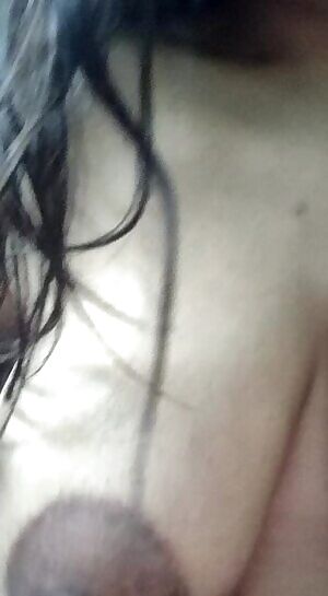 Need some stronger hands on my tits..