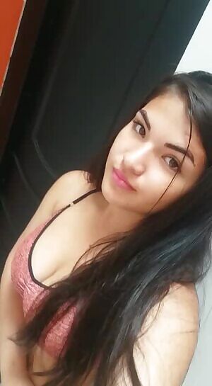 Hot Indian Girl Fingering her pussy !!