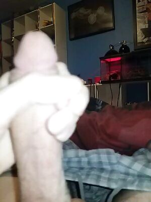 Mid day stiff one. Wanna help? Pms open