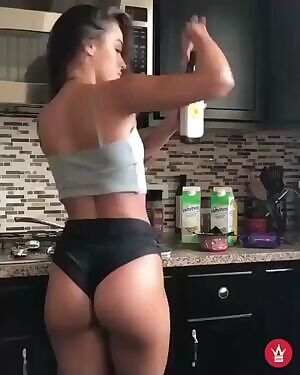 Sommer Ray