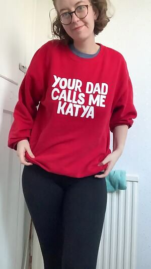 First face reveal here, and I’m a little bit embarrassed by how long I got stuck in my jumper