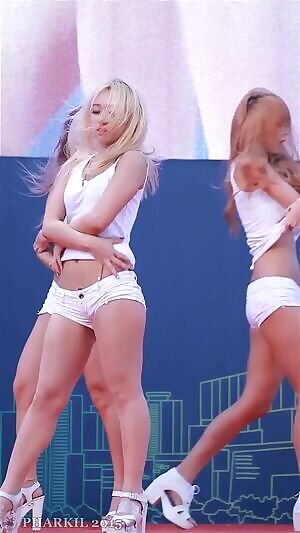 Asian Legs: KPop star Shasha