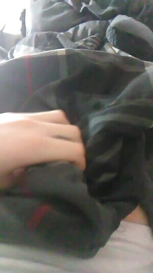 Can't sleep? Me either i know what will help 😈😈 new Valentine's day Content available 😏   Kik broke_afxx dm