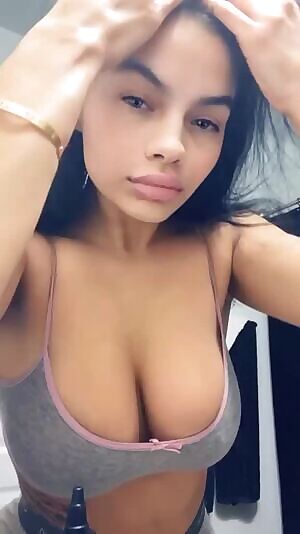 Nicholle gonzalez