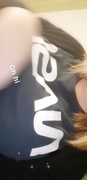 Oh hi hello😈 - excuse the snapchat quality❤🙏