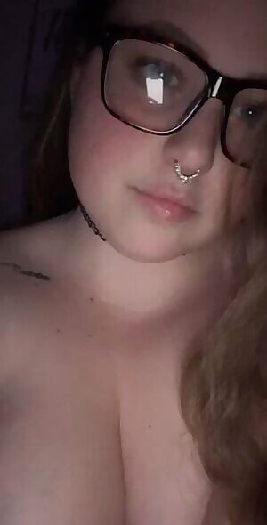I wish she had a real black cock