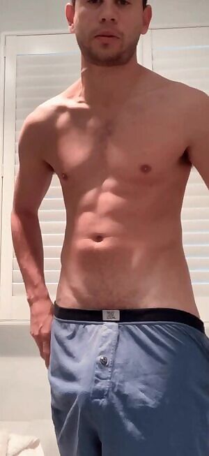 Who can give me a hand?