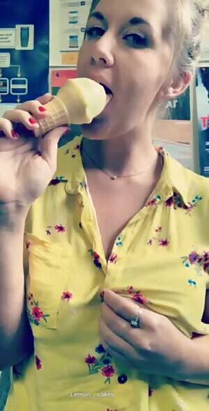 Lemon is the best flavor😋