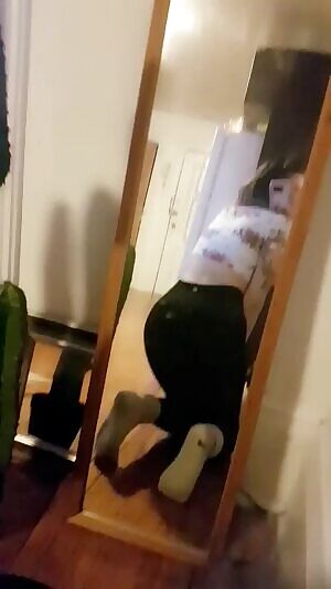 20 yo tinder slut sent this