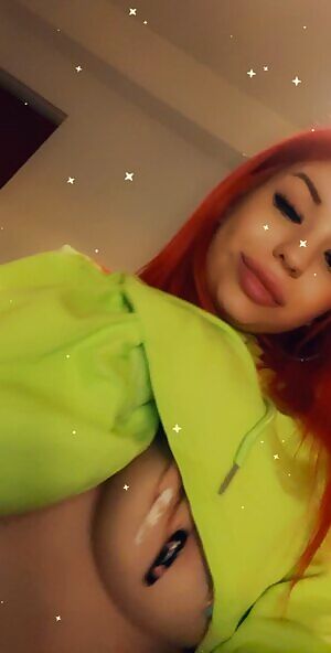 Let’s get naughty baby! I’m so horny and waiting for you right now 👅 Available for custom  and other requests.