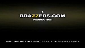 ZZ TOPless - Nikita Denise