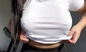 Shaking my big tits and dropping them 😏💖