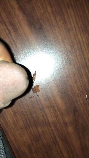 So horny my pre cum is dripping 💦💦