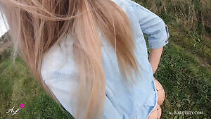 Girlfriend with a phat ass and slutty pantyhose gets fucked hot outdoors!