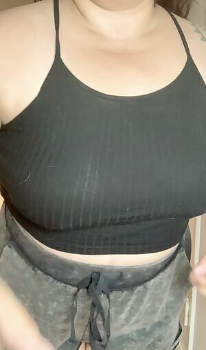 New to this sub. Here’s a titty drop.